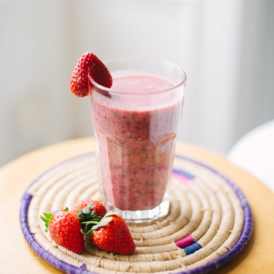 Strawberry Kale Smoothie