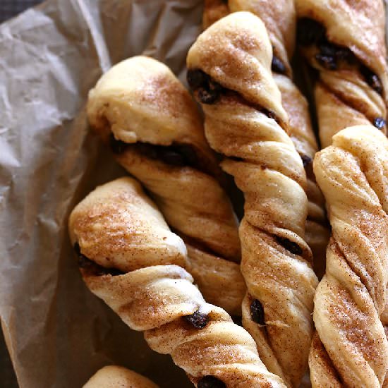 Cinnamon Raisin Twists