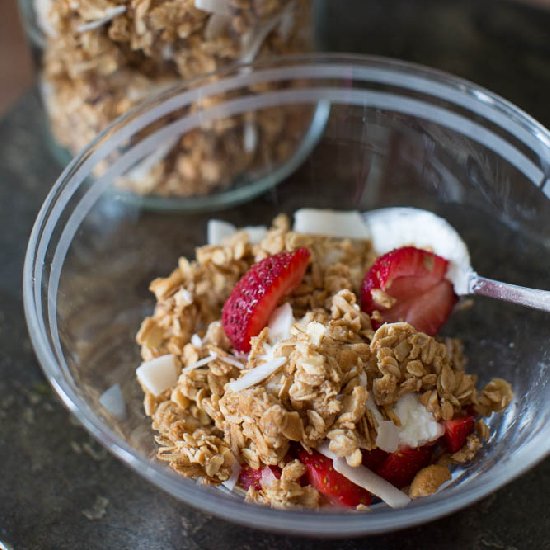 Coconut Cashew Granola