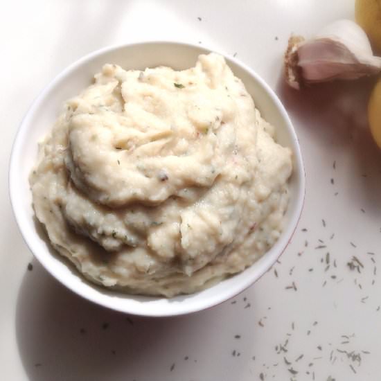 5 Ingredient Cannellini Bean Spread