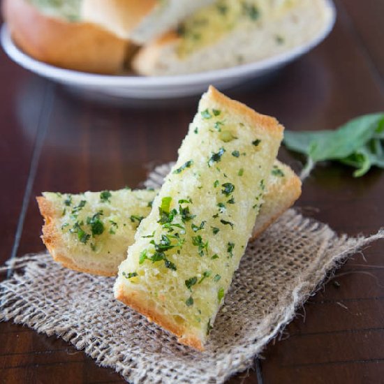 Basil Garlic Bread