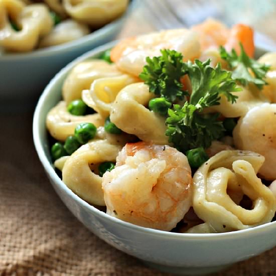 Garlic Shrimp Tortellini Toss