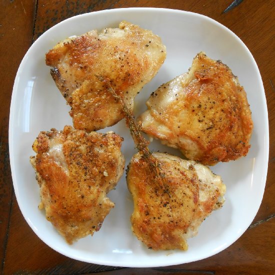 No-Oil Crispy Chicken Thighs