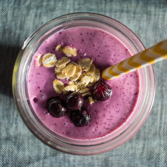 Lemon Blueberry Oatmeal Smoothie