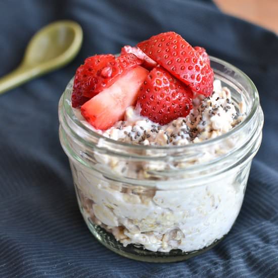 Easy Yogurt Overnight Oats