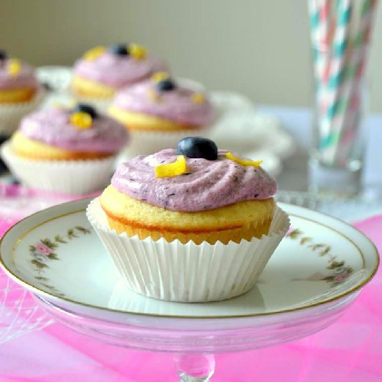 Lemon Cupcakes w/ Blueberry Icing