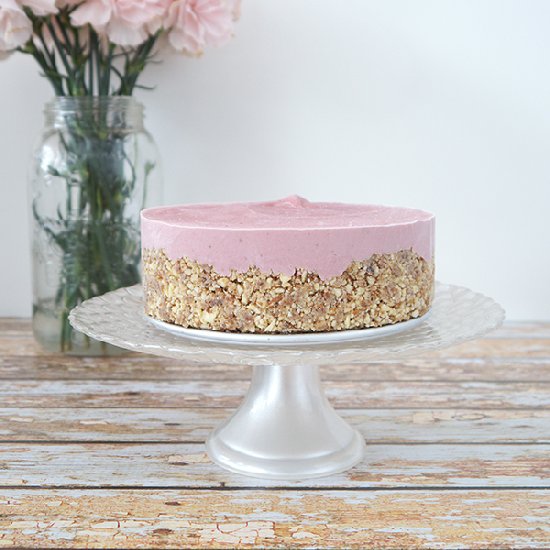 Raw Strawberry Cheesecake