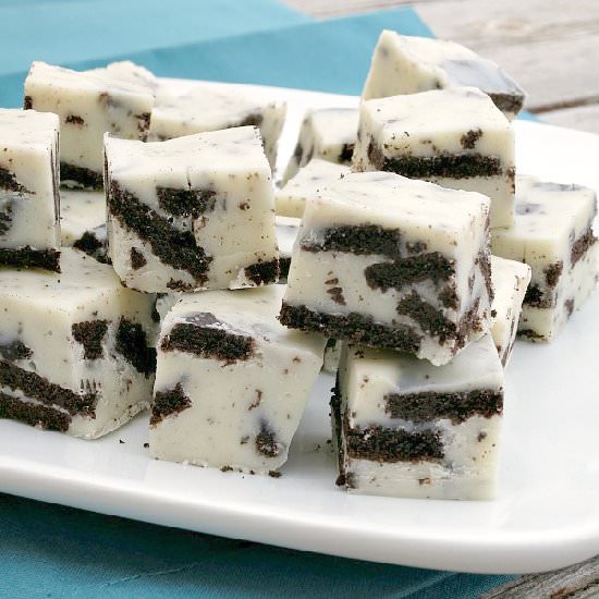 Oreo Cookies and Cream Fudge