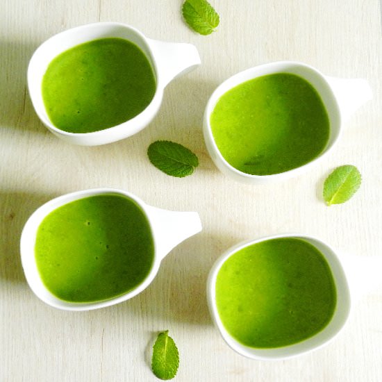 Pea mint soup