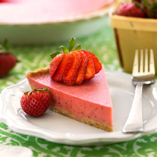 Vegan Strawberry-Cream Pie