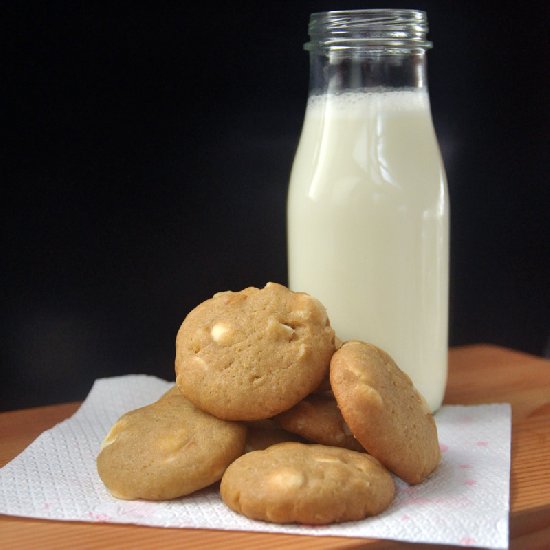 White Chocolate & Macadamia Cookies