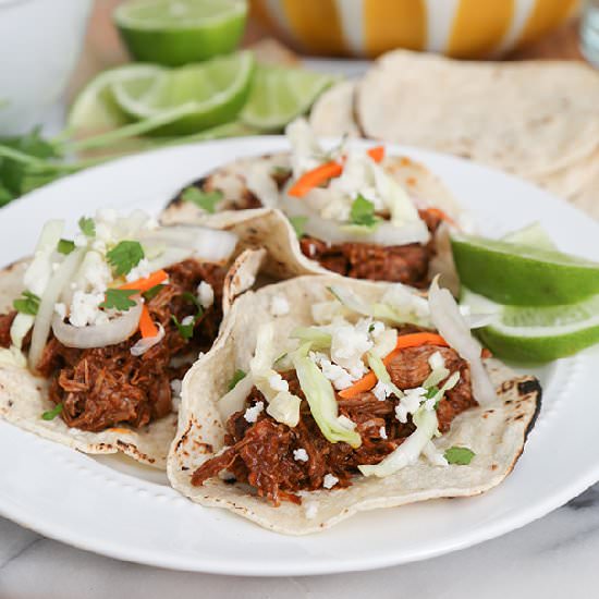 Slow Cooker Shredded Beef Taco