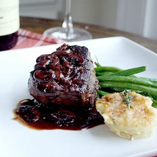 Filet Mignon with Cabernet Sauce