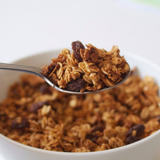 Cinnamon Raisin Spice Granola