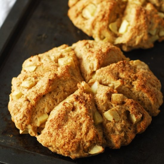 Cinnamon Apple Scones