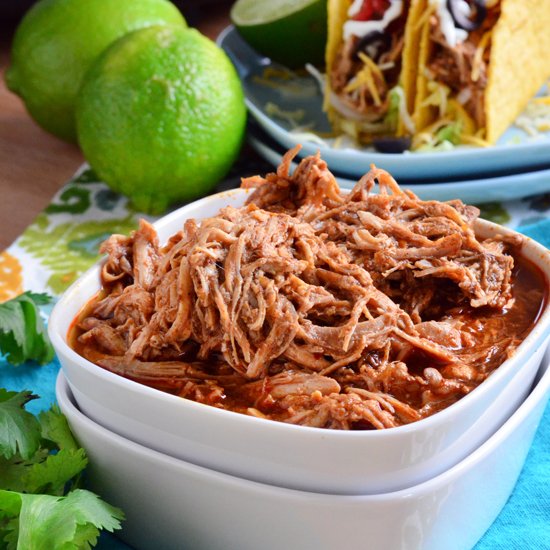 Slow Cooker Shredded Chicken Tacos