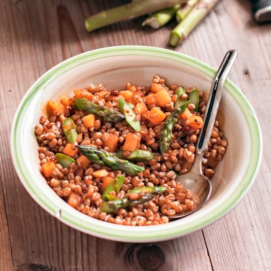 Wheat, asparagus and loquats