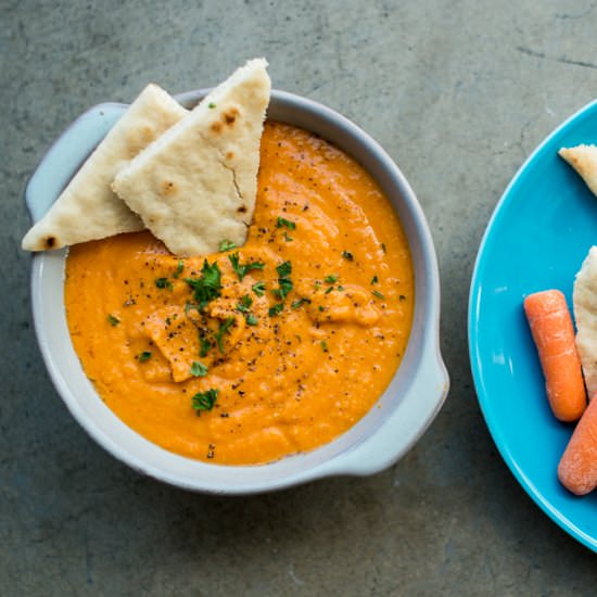 Spicy Sriracha hummus