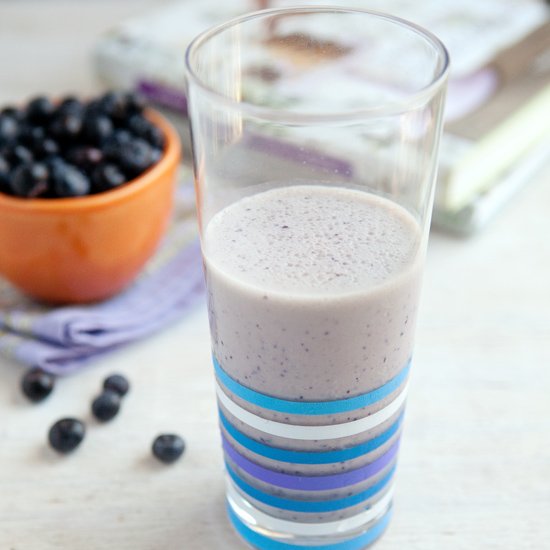 Blueberry Vanilla Graham Smoothie