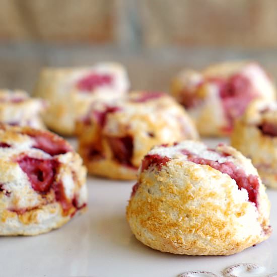 Strawberry Angel Food Cake Bites