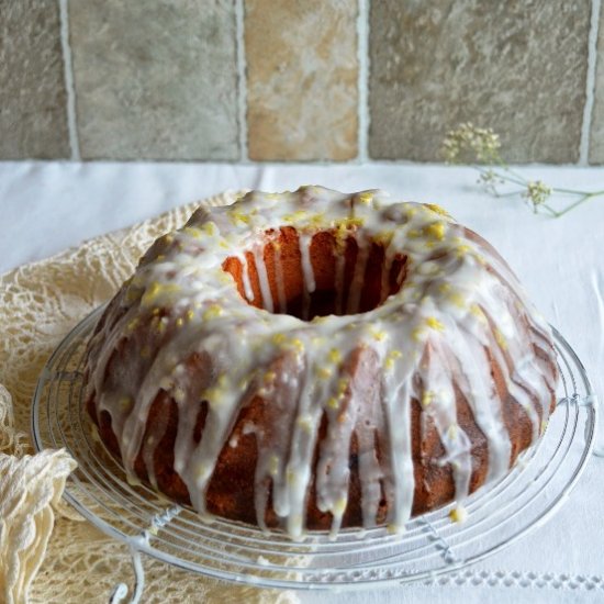 Lemon Bundt Cake with Lemon Curd