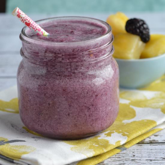 BlackBerry Pineapple Smoothie