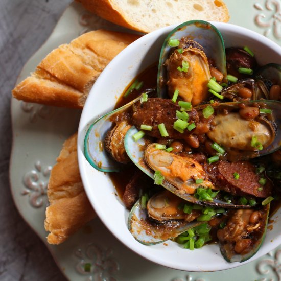 Mussels with Chorizo & White Beans