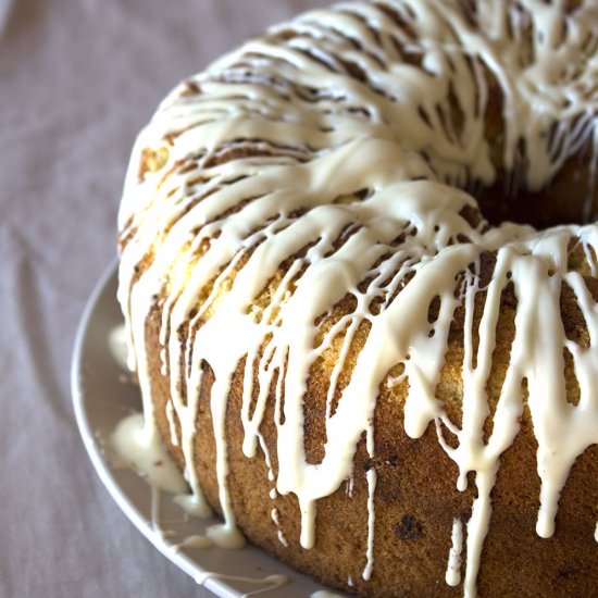 Vanilla and White Chocolate Cake