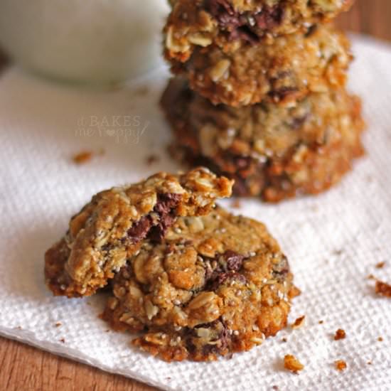 Chocolate Chip Chia Oat Cookies