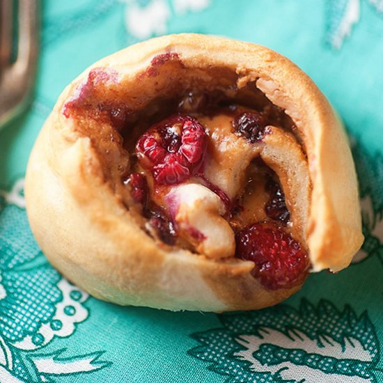 Raspberry Cookie Butter Swirl Roll