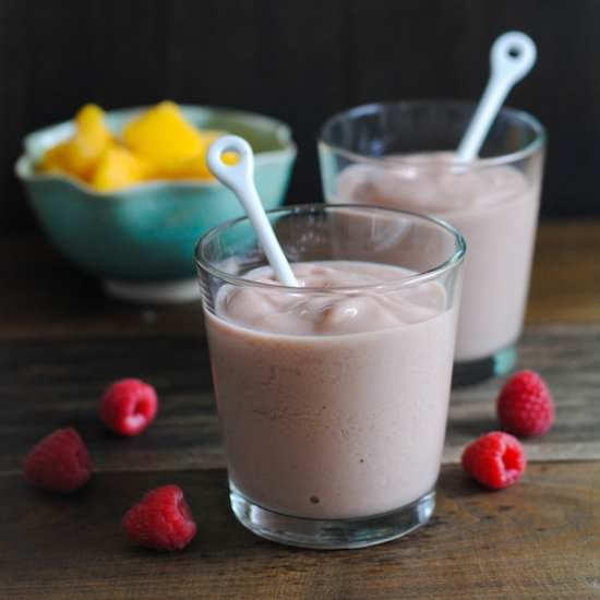 Raspberry-Mango Batido