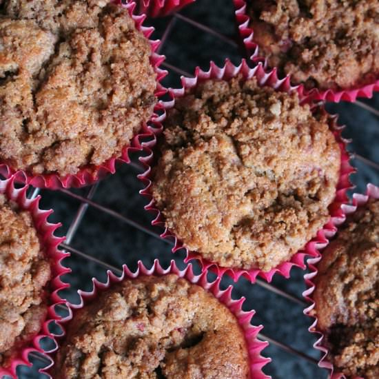 Raspberry Crumble Cupcakes