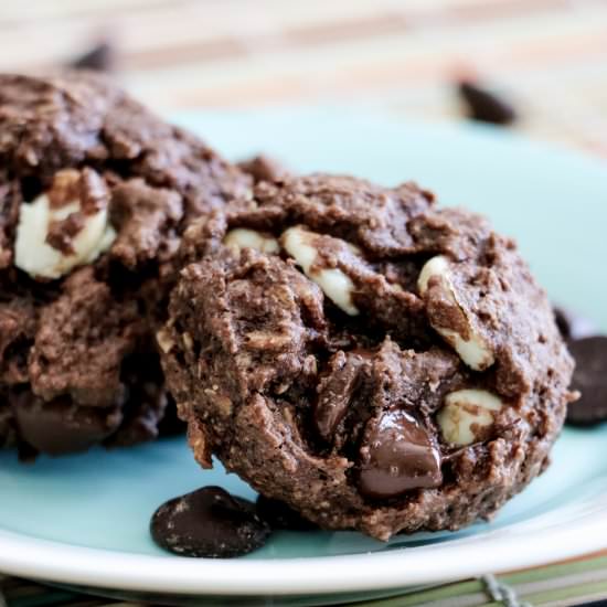 Chocolate Fudge Oatmeal Cookies