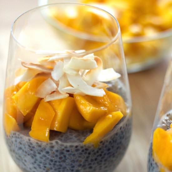 Tropical Chia Pudding