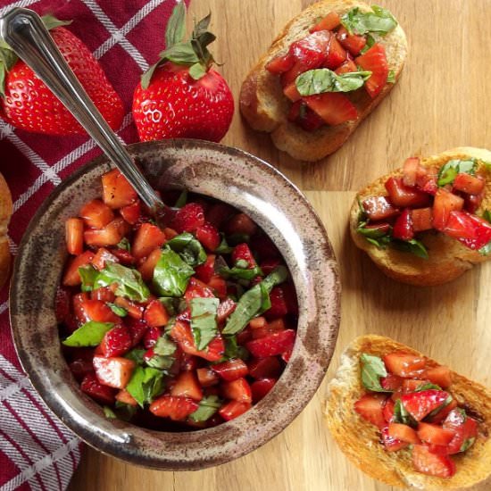 Strawberry Basil Bruschetta