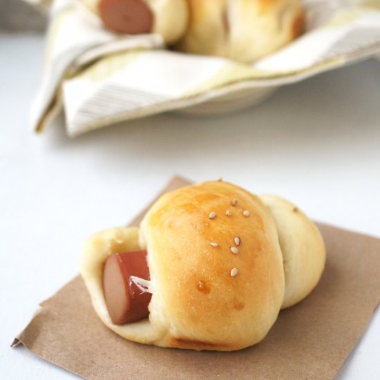 Hong Kong Style Hot Dog Buns