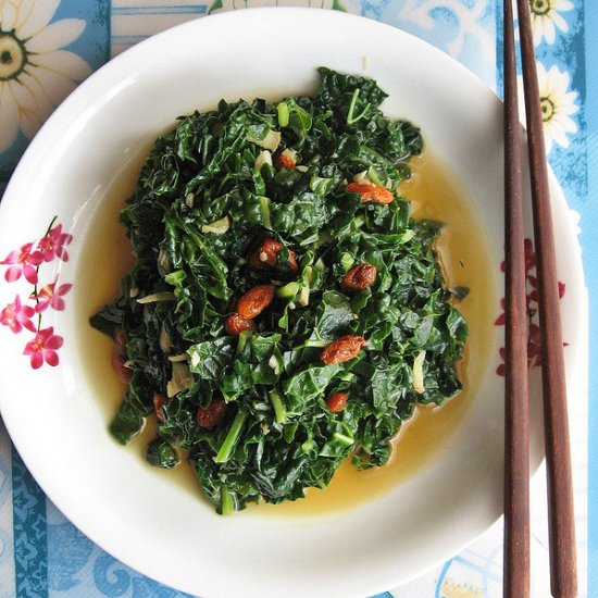 Kale with Gojiberries