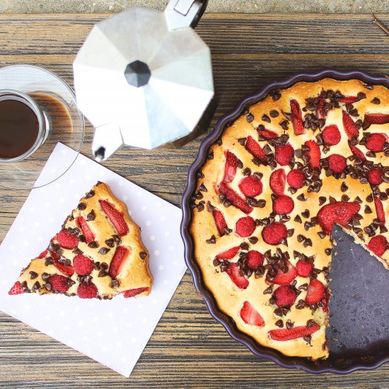 Vegan berry chocolate chip cake