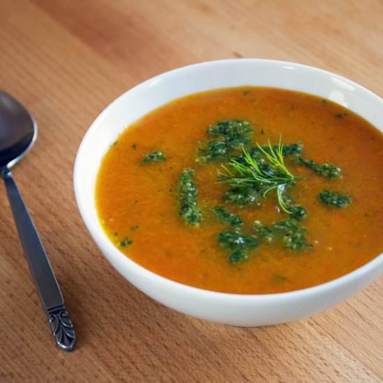 Carrot soup with dill pesto