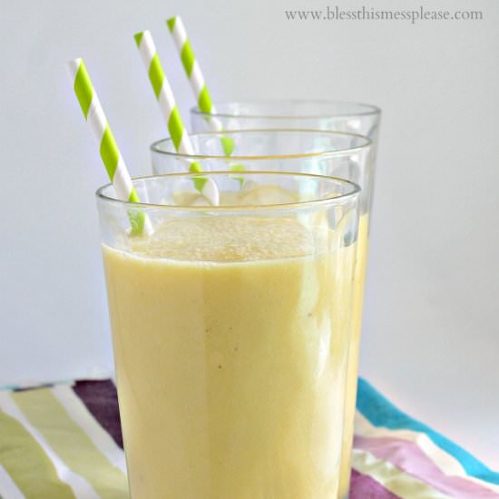 Clean and Healthy Tropical Smoothie