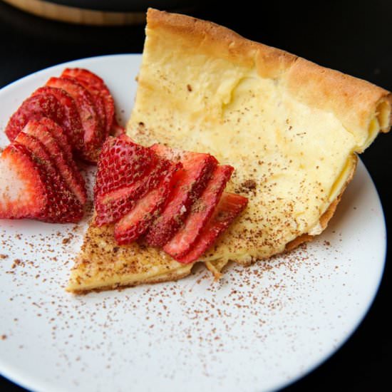 Oven Pancake with Strawberries