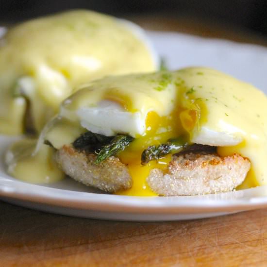 Eggs Benedict with Asparagus