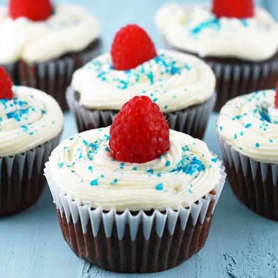 Blue Velvet Cupcakes (Vegan)