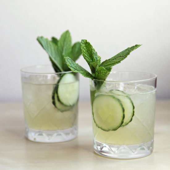 Cucumber-Mint Gin Cocktail