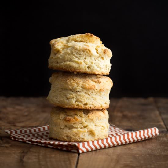 Buttermilk Biscuit Tutorial