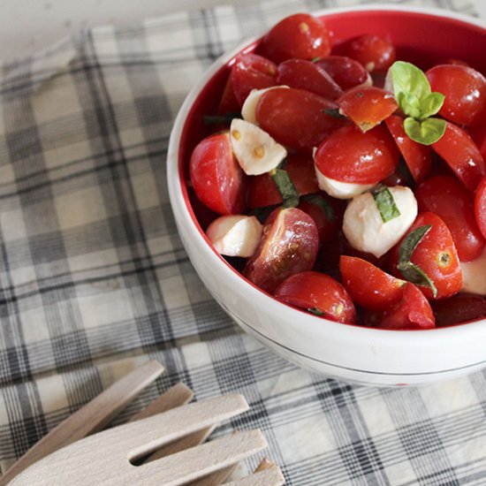 Tomato Salad, Bocconcini & Basil