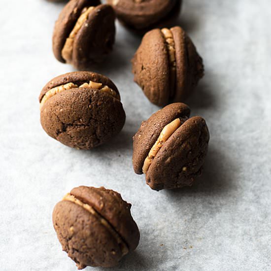 Chocolate Fudge Brownie Whoopie Pie