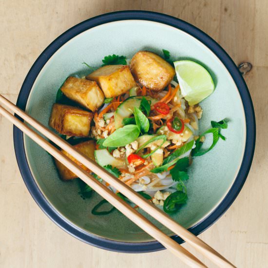 Asian Noodle Salad & Peanut Sauce