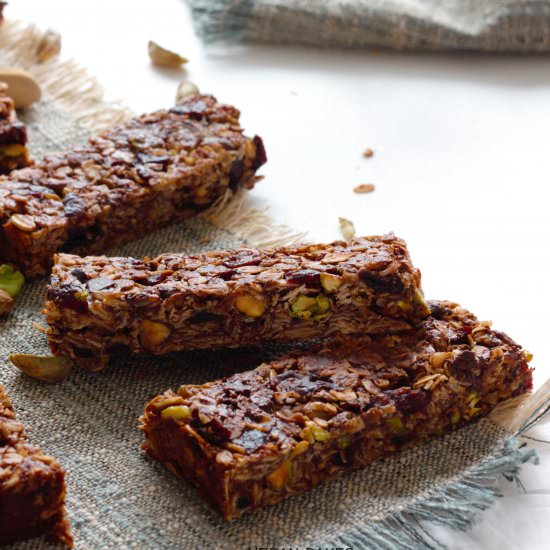 Cranberry Pistachio Granola Bars