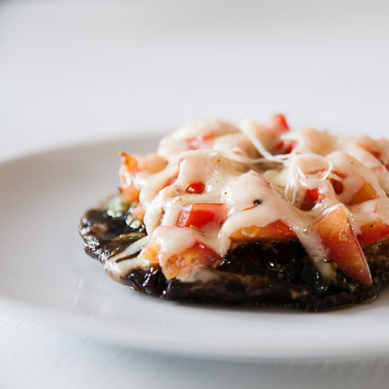 Pesto-bruschetta mushroom caps